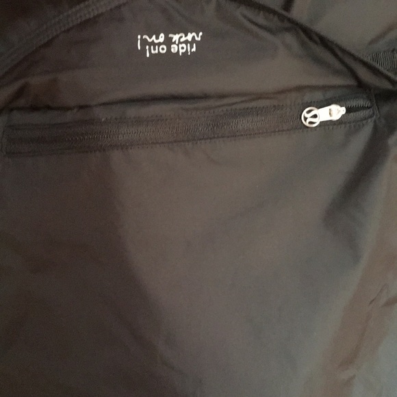 Price drop🌲🌲Lululemon Cycling Windbreaker - Picture 5 of 7